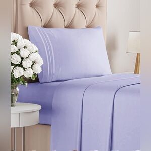 Lavender Twin Sz Bedsheets 3 Piece Set - Comfy Breathable & Cooling* Brand New *